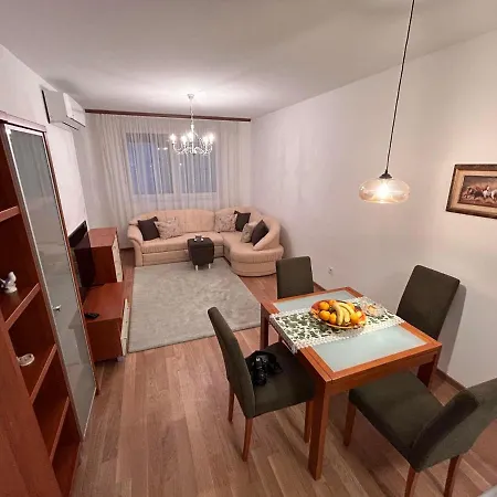 Apartment Emili *